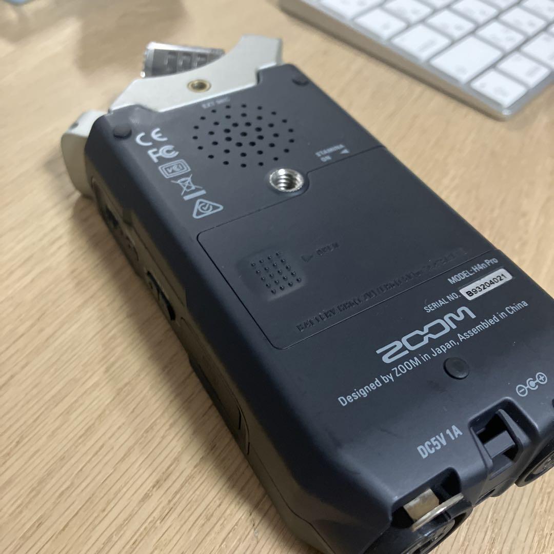 Zoom H4n Pro ハンディレコーダー