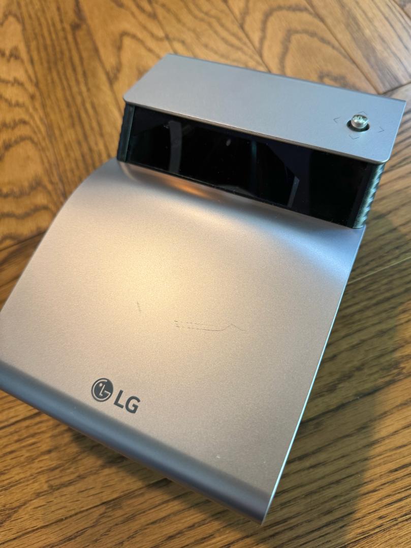 LG Cine Beam DLPプロジェクター PH450UG