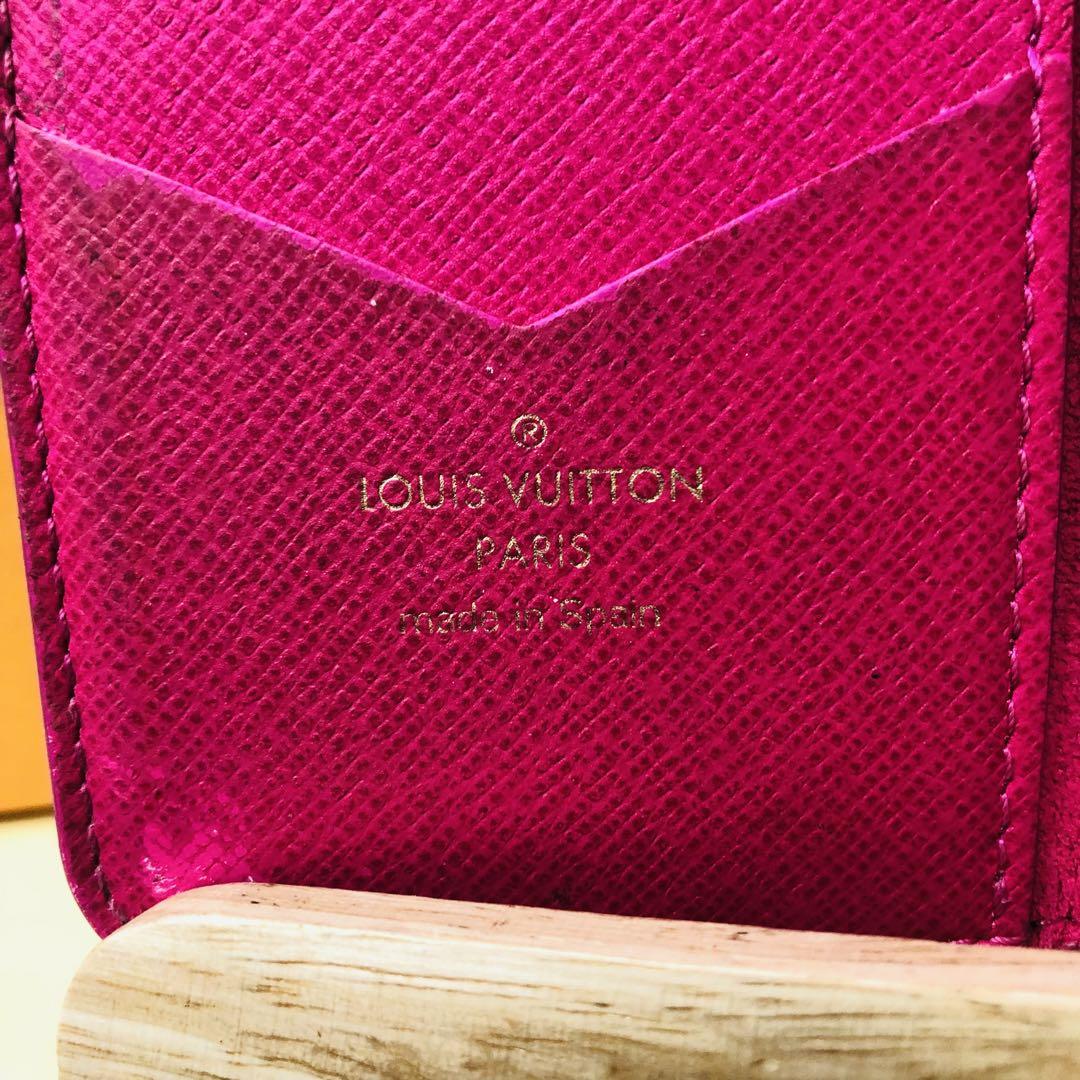 【美品】LOUIS VUITTON iPhone7.8 SE.2.3世代 手帳型