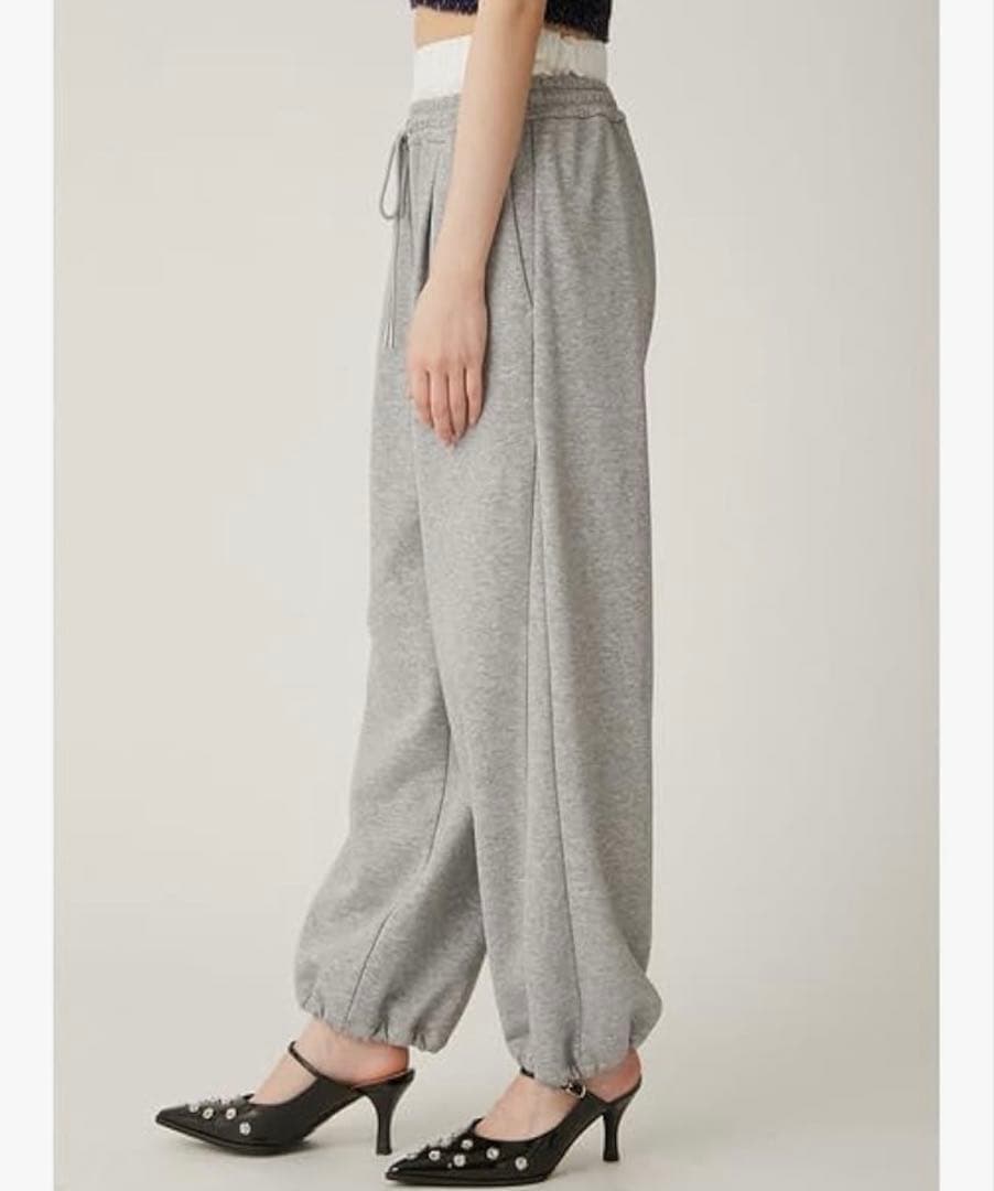 LILY BROWN（リリーブラウン） ウエスト2WAYバリエリラックスパンツ