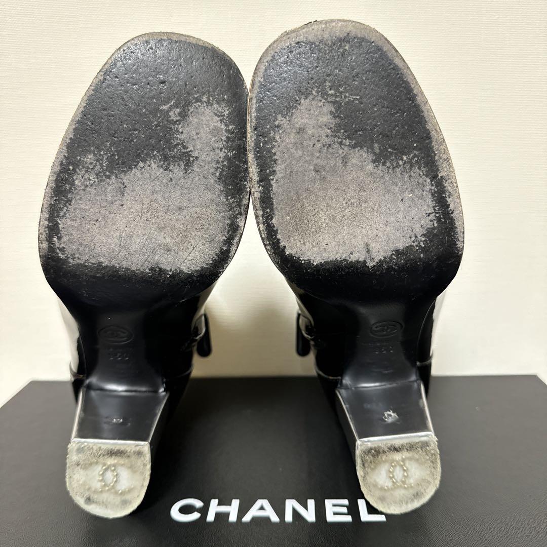 CHANEL エナメルブーツ 画像7