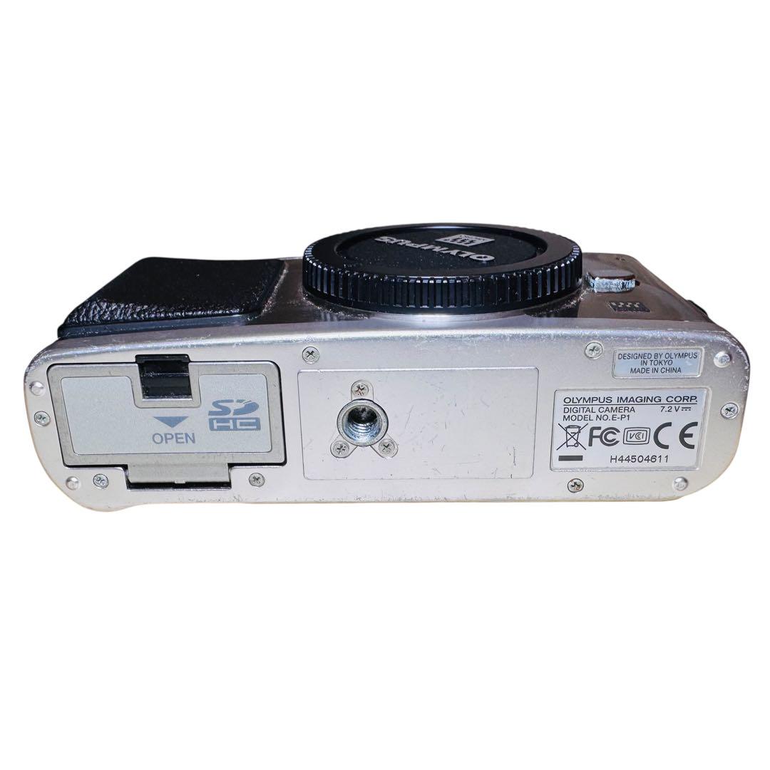 OLYMPUS E-P1 ボディ　VF-1付き　ミラーレス一眼