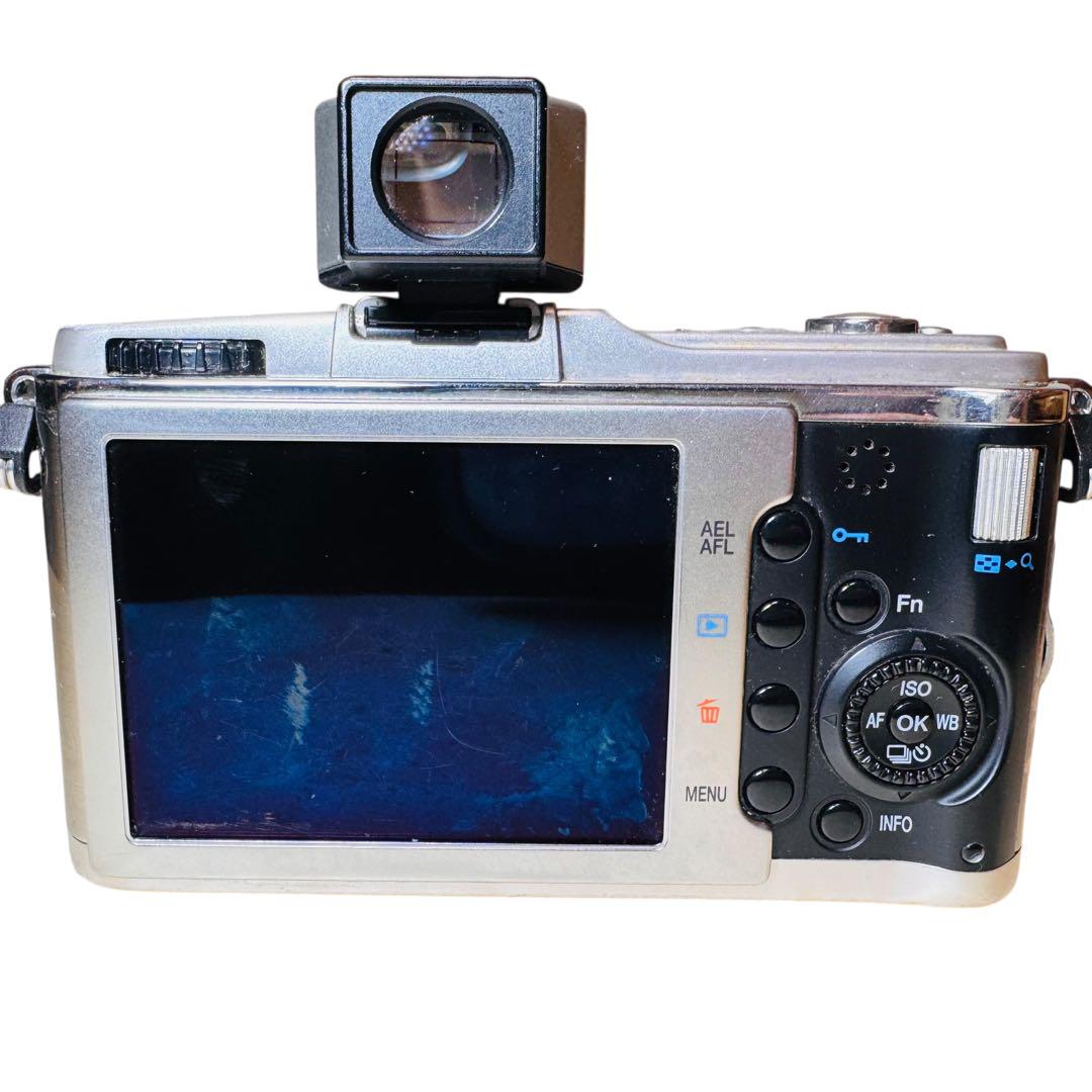 OLYMPUS E-P1 ボディ　VF-1付き　ミラーレス一眼