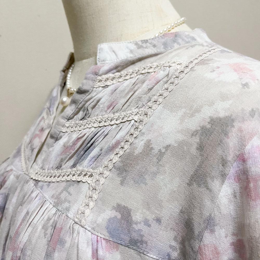 Hug o war コットンシフォン 刺繍 花柄 ギャザー ブラウス