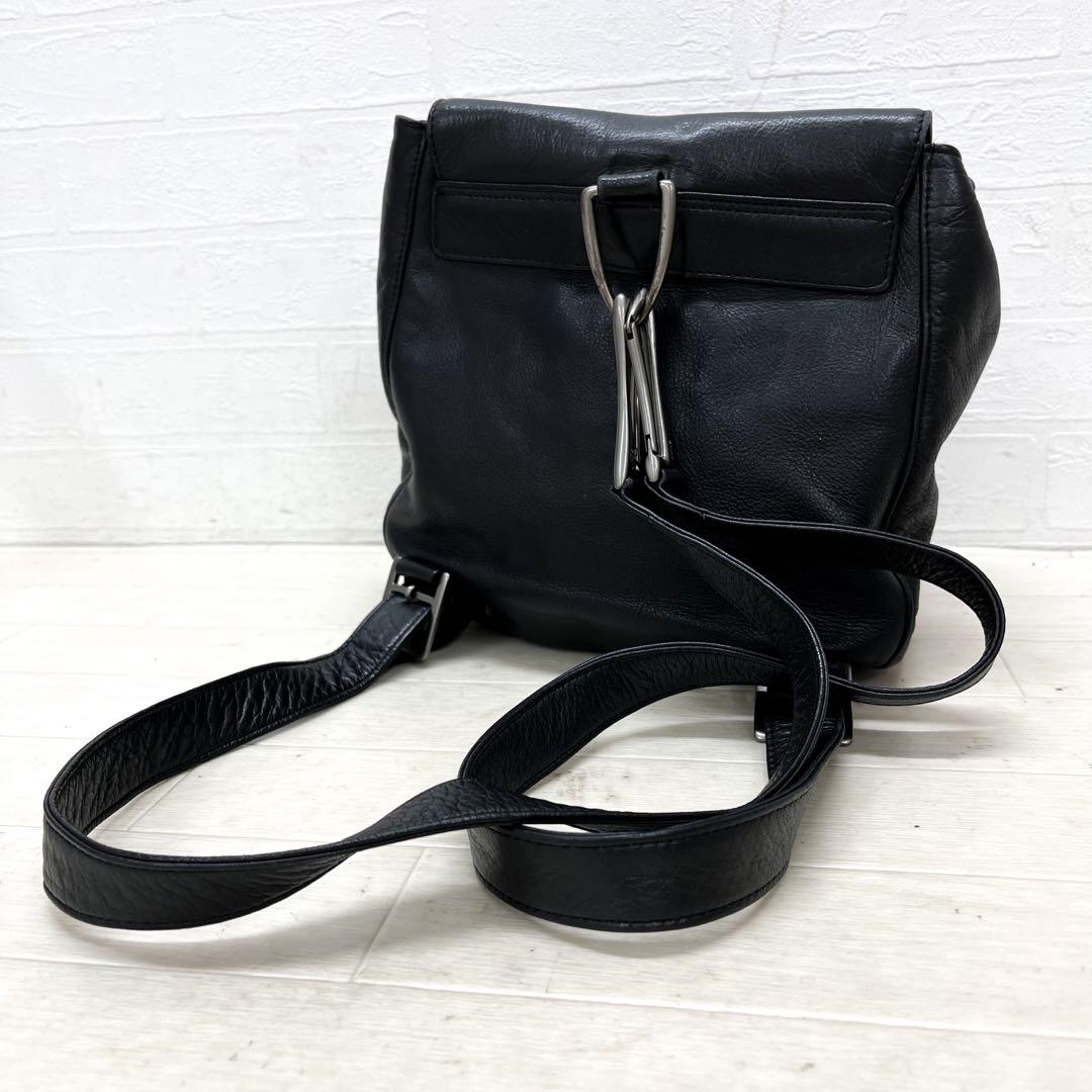か7☆ DKNY リュック バックパック ターンロック レザー ブラック