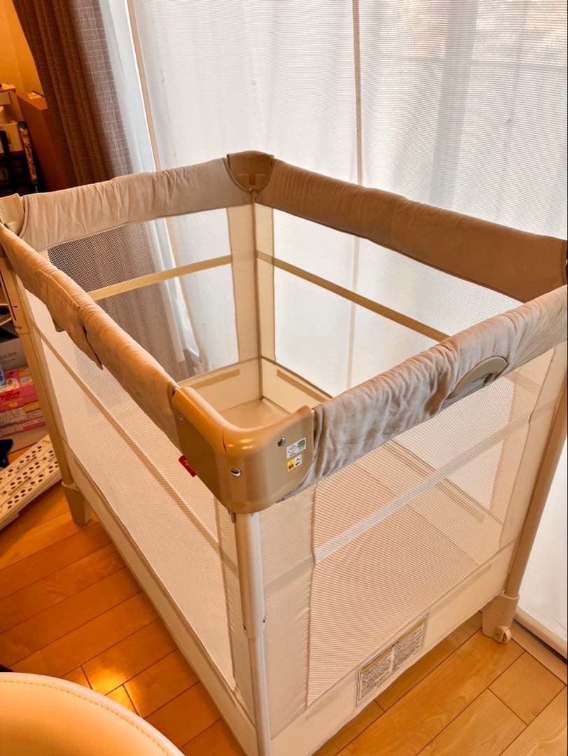 ベビーベッド ホワイトベージュ