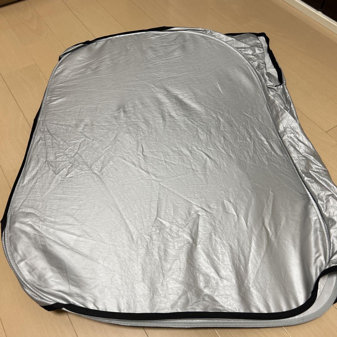 【AUDI純正】フロントサンシェード&ケース