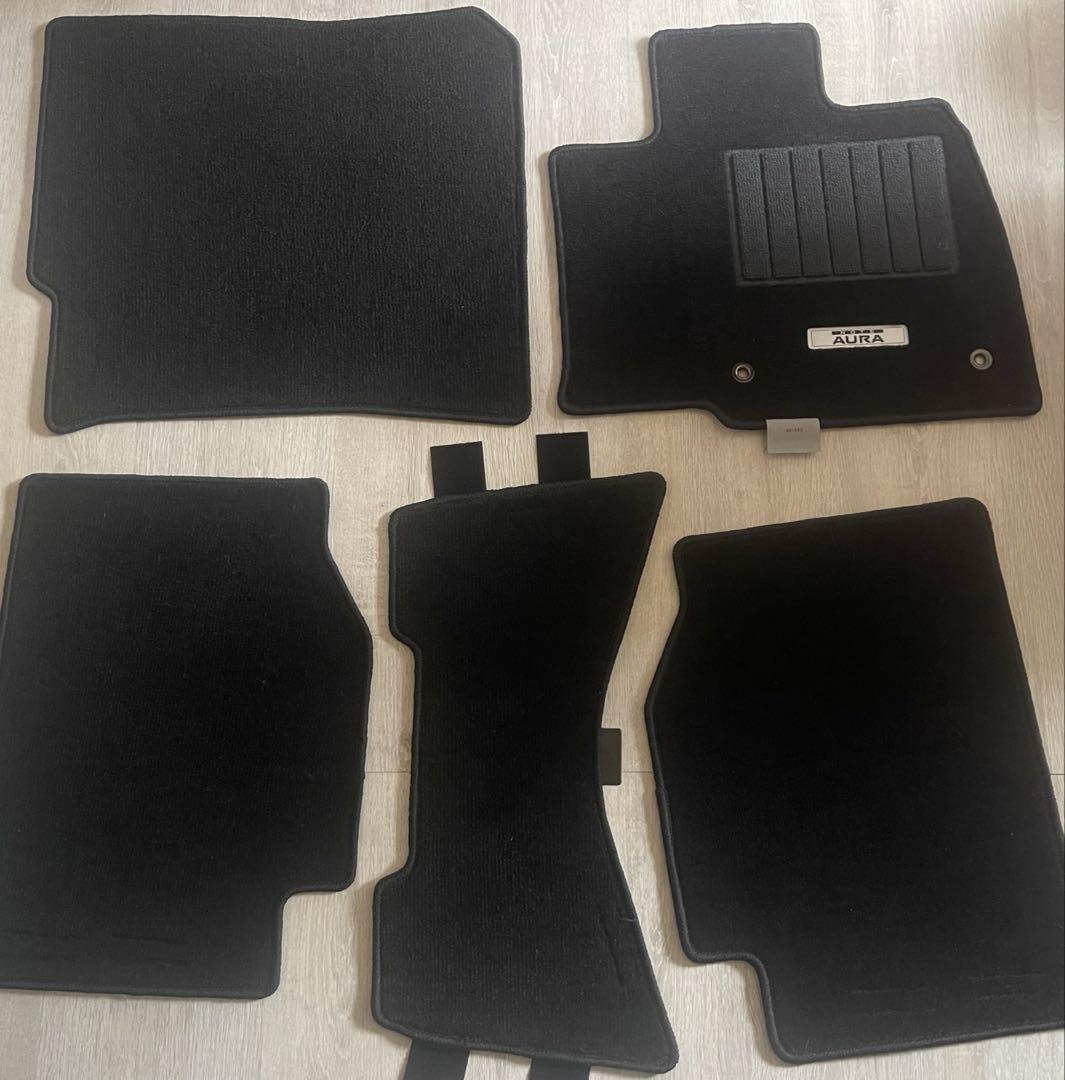 日産ノートオーラ　純正フロアマット　新品　E13系アクセサリー