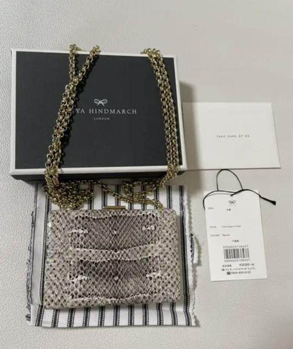 新品★ANYA HINDMARCH アニヤハインドマーチ 名刺入れ　カードケース