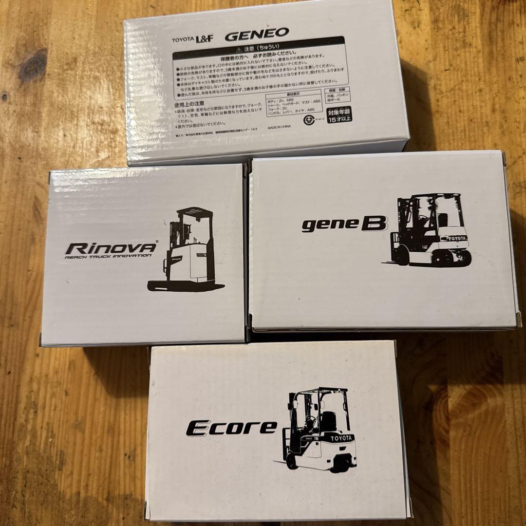 トヨタ ミニカーセット GENEO Rinova geneB Ecore