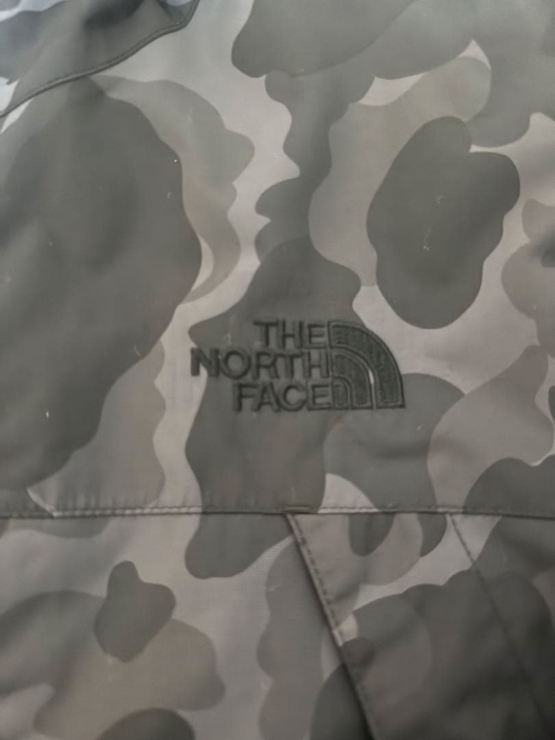 THE NORTH FACE カモフラージュアウター