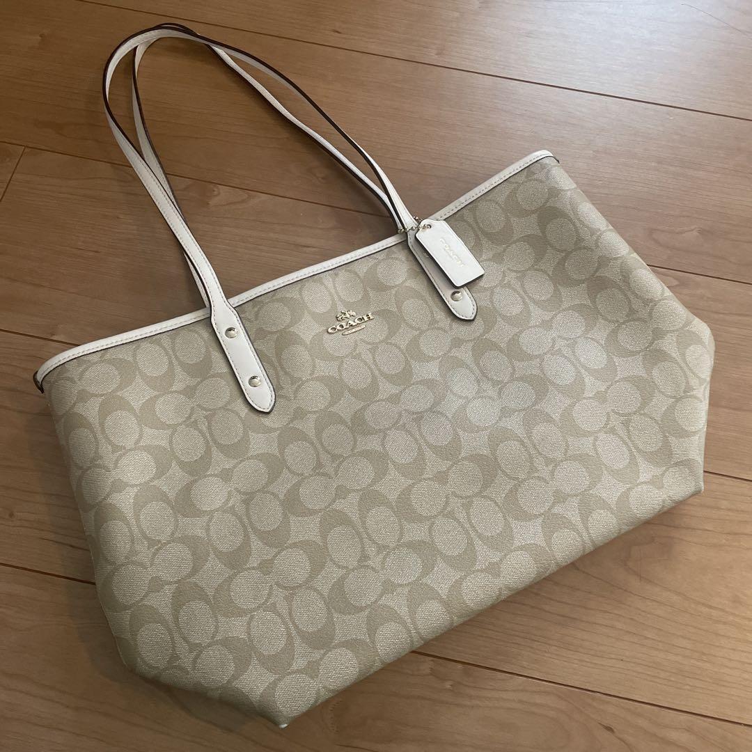 お値下げ致します！［未使用］COACH　フィールドトート　ハンドバッグ 777 COACH コーチ フィールド トート ハンドバッグ C0777