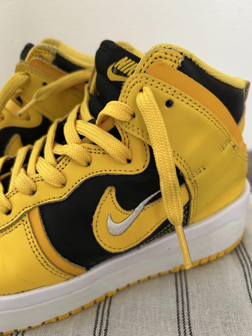 Nike ダンクハイ　イエロー ブラック ハイカットスニーカー