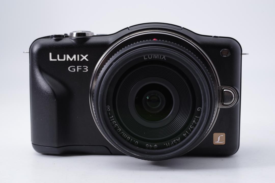 デジタルカメラ Panasonic LUMIX DMC-GF3 / G 14mm F2.5