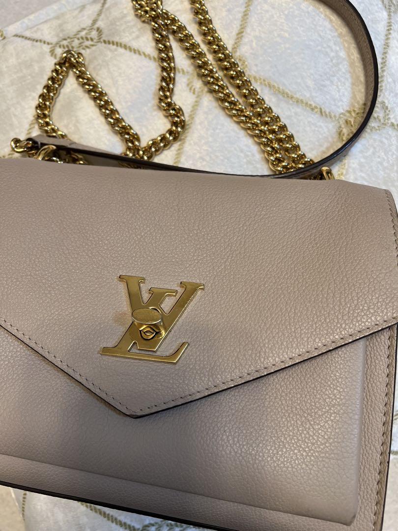 Louis Vuitton グレー ショルダーバッグ