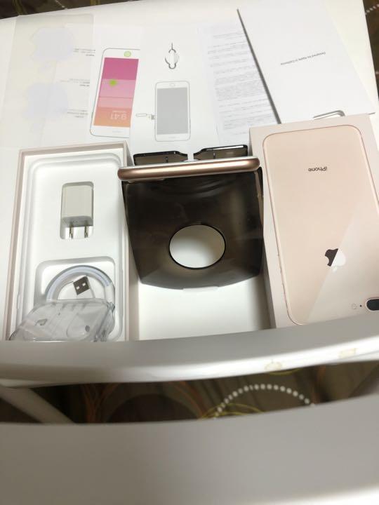 新品人気 超美品 iPhone 8 Plus Gold 64 GB SIMフリー GhCWx