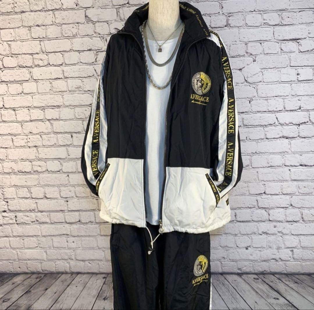 激レア! A.VERSACE ヴェルサーチ ナイロンセットアップ 90s 激レア! A.VERSACE ヴェルサーチ ナイロンセットアップ 90s