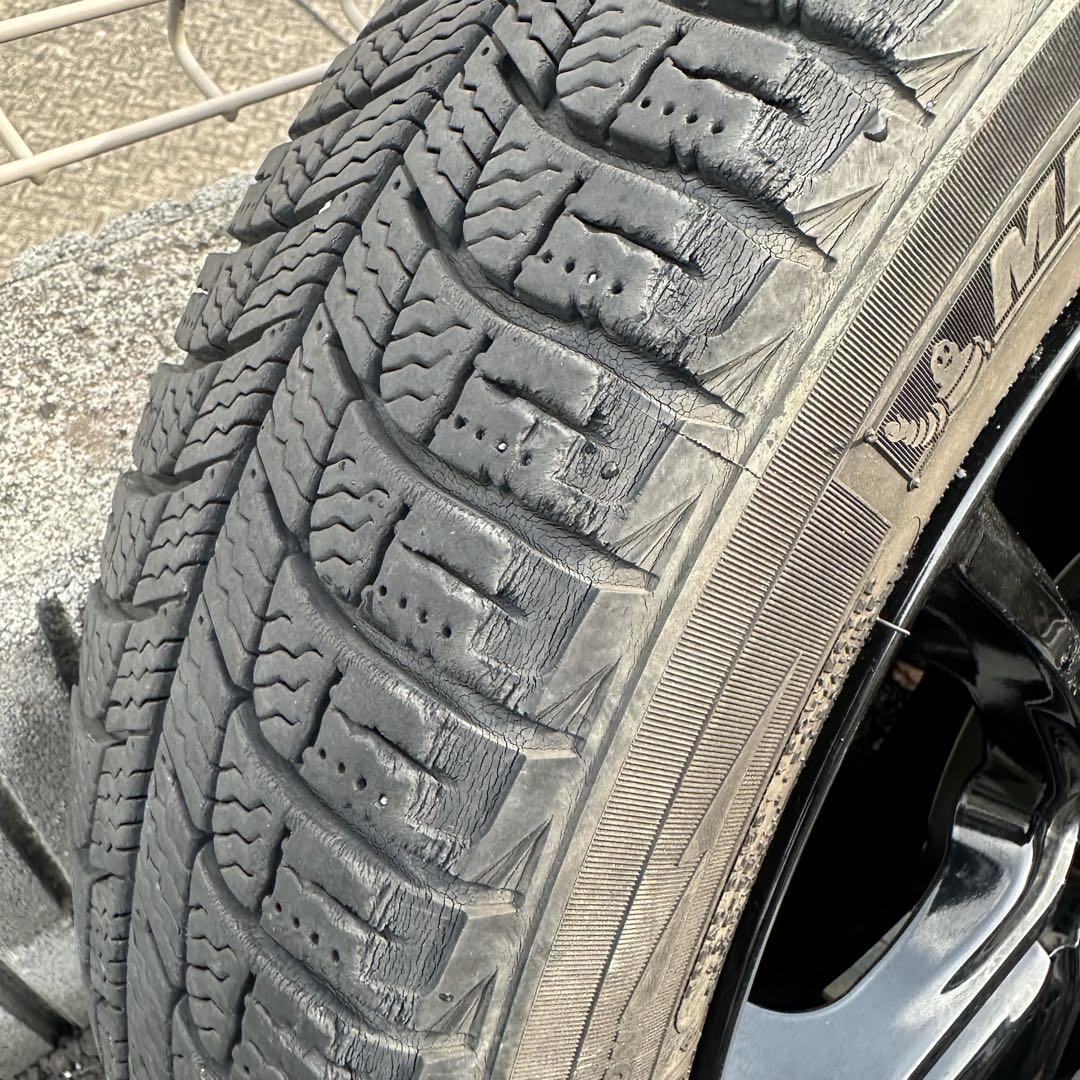 MICHELINスタッドレス 155/65 R14 ブラックホイール
