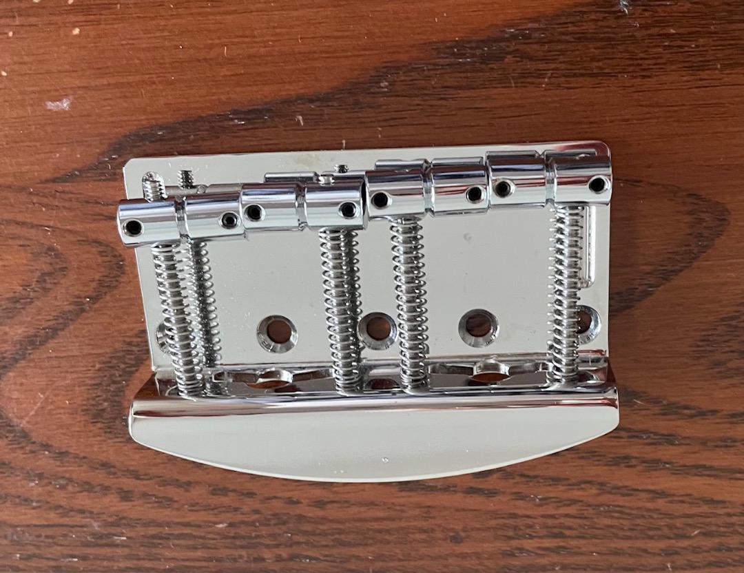ベース HIP SHOT Vintage Bass Bridge 750