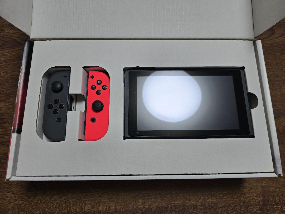 Nintendo Switch すぐ遊べますセット Nintendo Switch すぐに遊べるセット 純正アダプタ・ドック付き