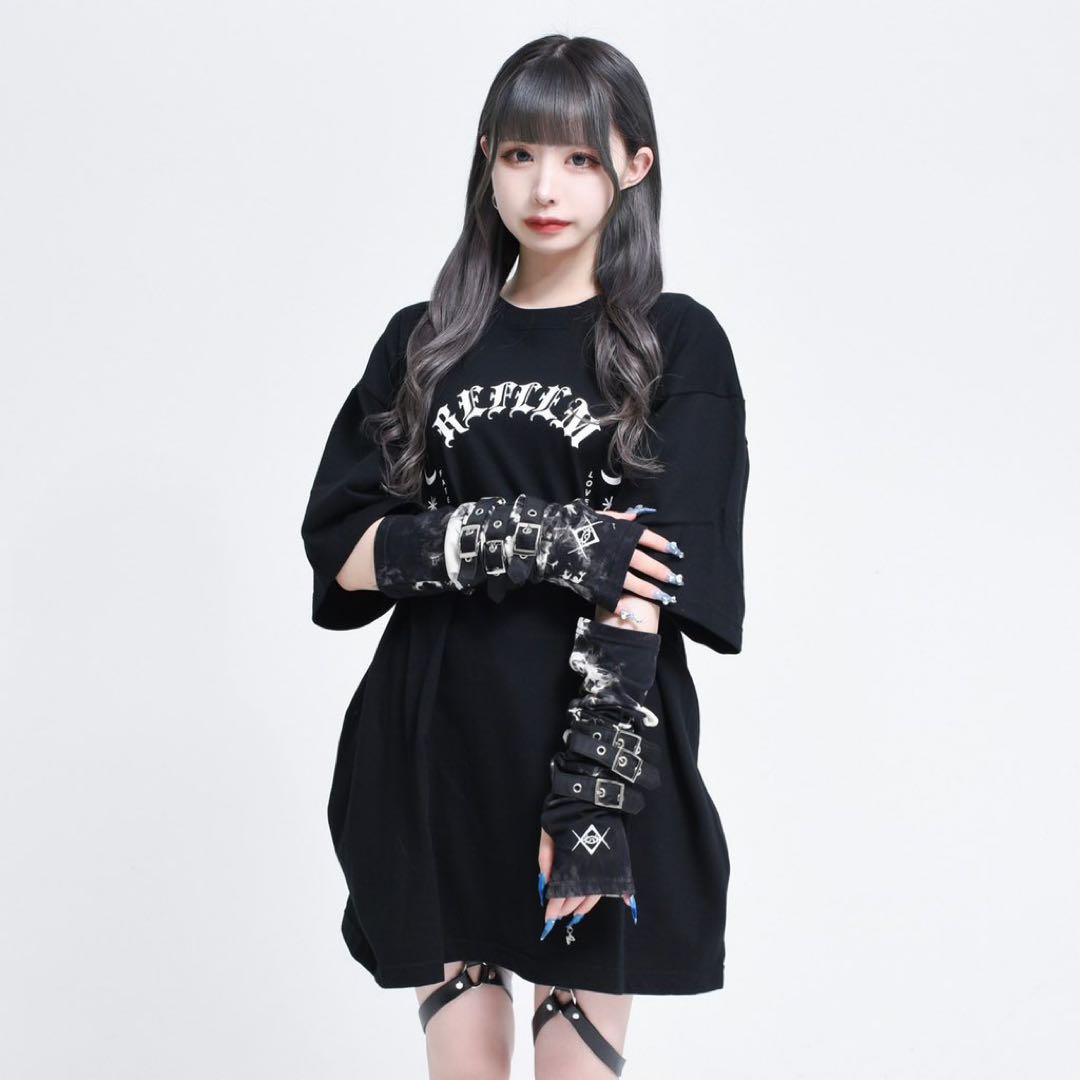 REFLEM 砂時計　プリントTシャツ DimMoire Amilige REFLEM 砂時計 プリントTシャツ DimMoire Amilige - メルカリ