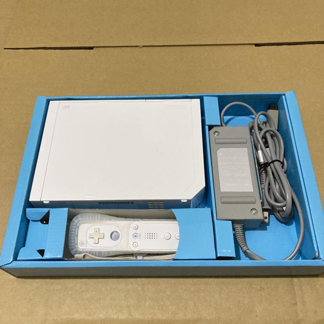 Wii  白 wii 本体 白 - メルカリ