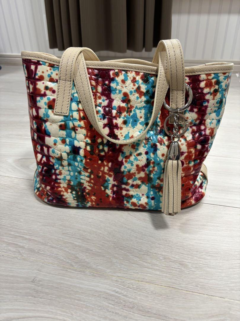 未使用✨Artesoie Luxアルテソワリュクス✨イタリア製　軽量バッグ　牛革