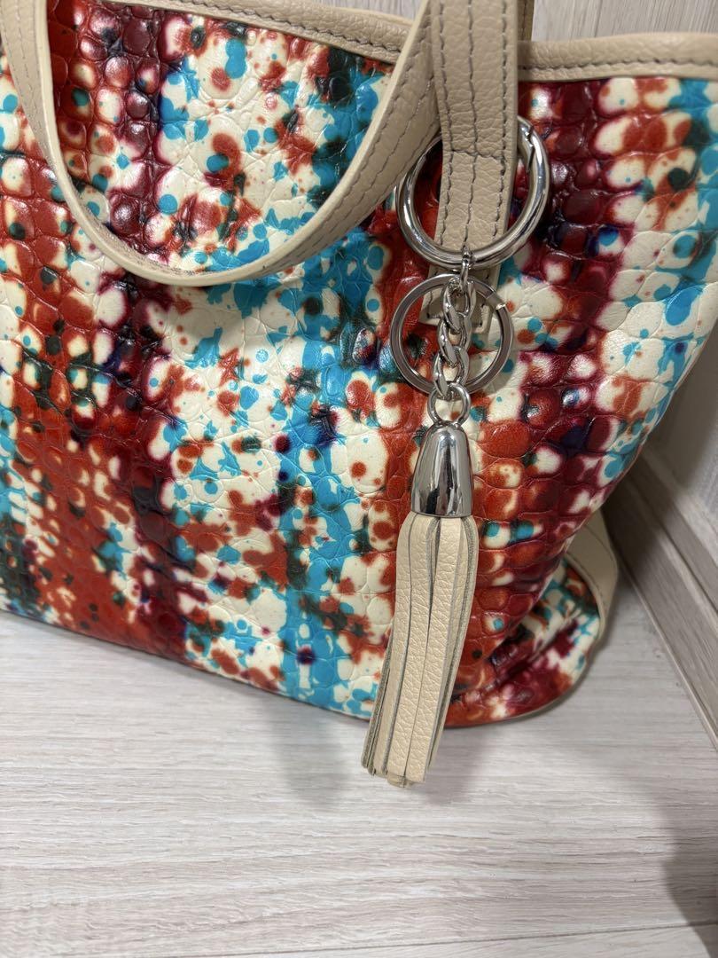 未使用✨Artesoie Luxアルテソワリュクス✨イタリア製　軽量バッグ　牛革