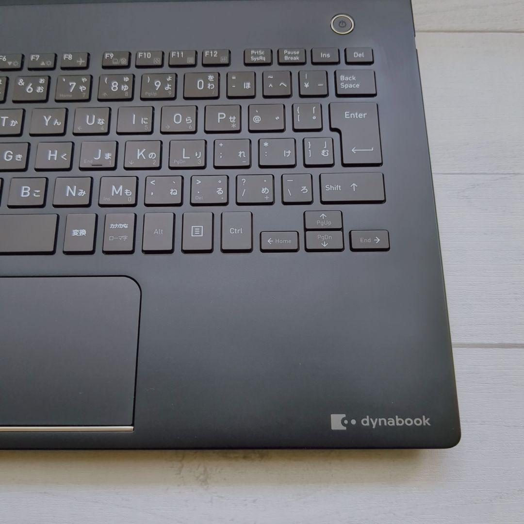 ⑯ Dynabook G83/FP 8GB 256GB FHD Office