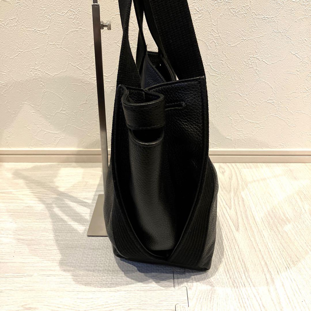 美品】【ジャンニキャリーニ】レザートートバッグ ASIA アジア ブラック by メルカリ