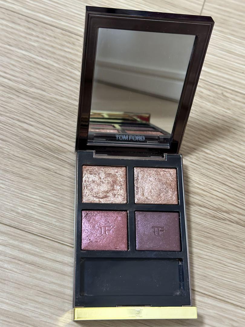 TOM FORD アイシャドウ04ハニームー