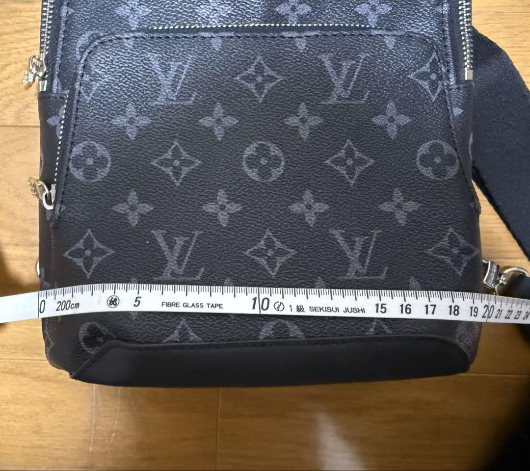 LOUIS VUITTON ショルダーバッグ