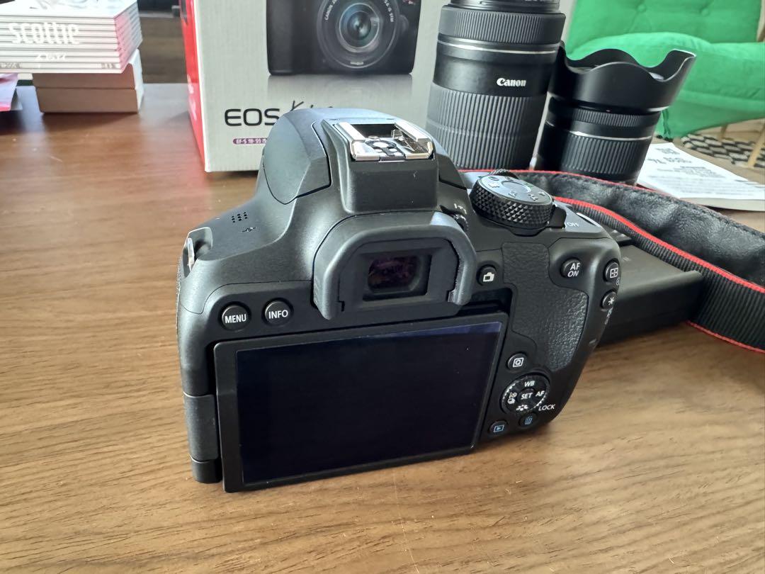 Canon 一眼レフ EOS Kiss X10i ダブルズームキット