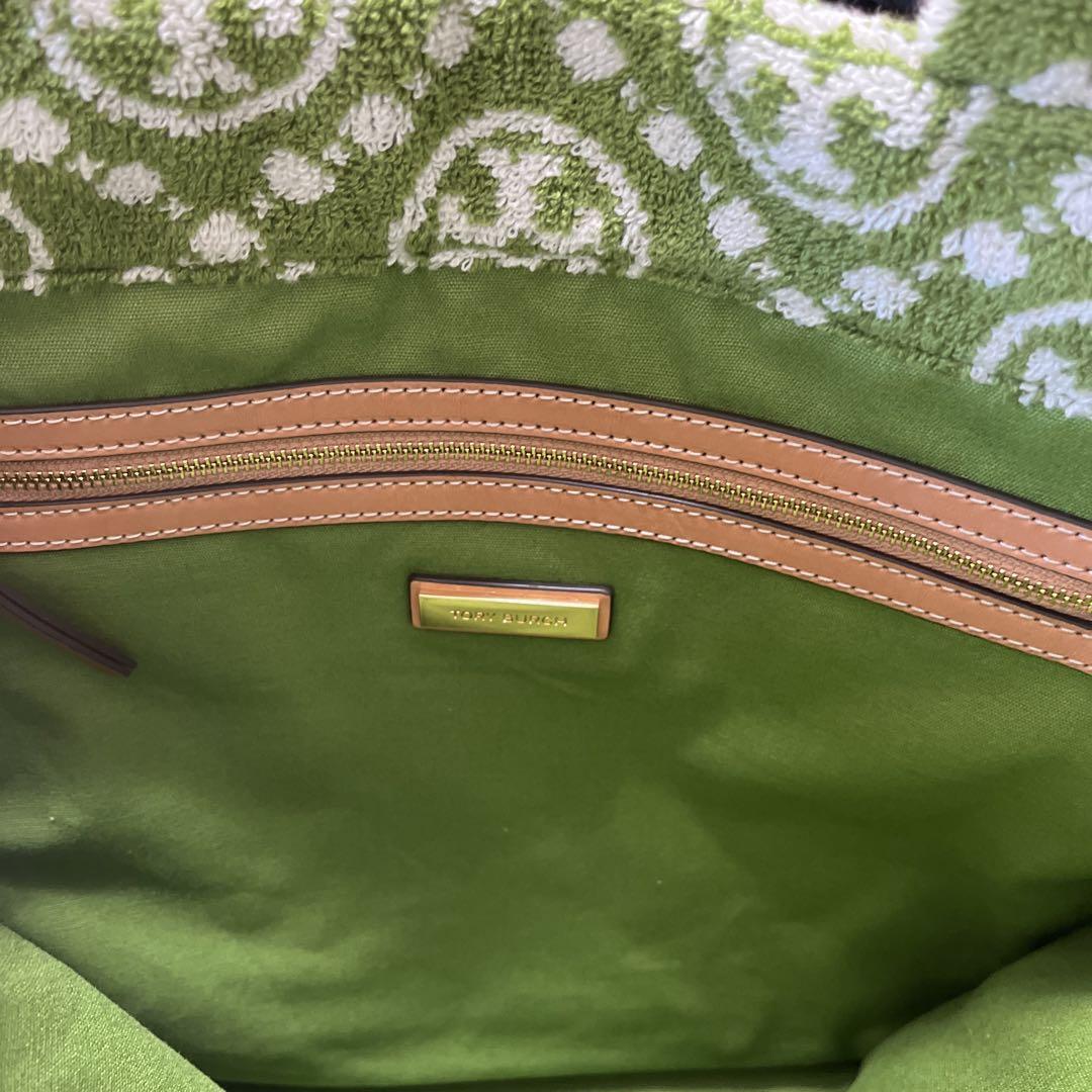 お値下げ❗️美品 トリーバーチTORY BURCH Tモノグラムテリートートバック 画像8