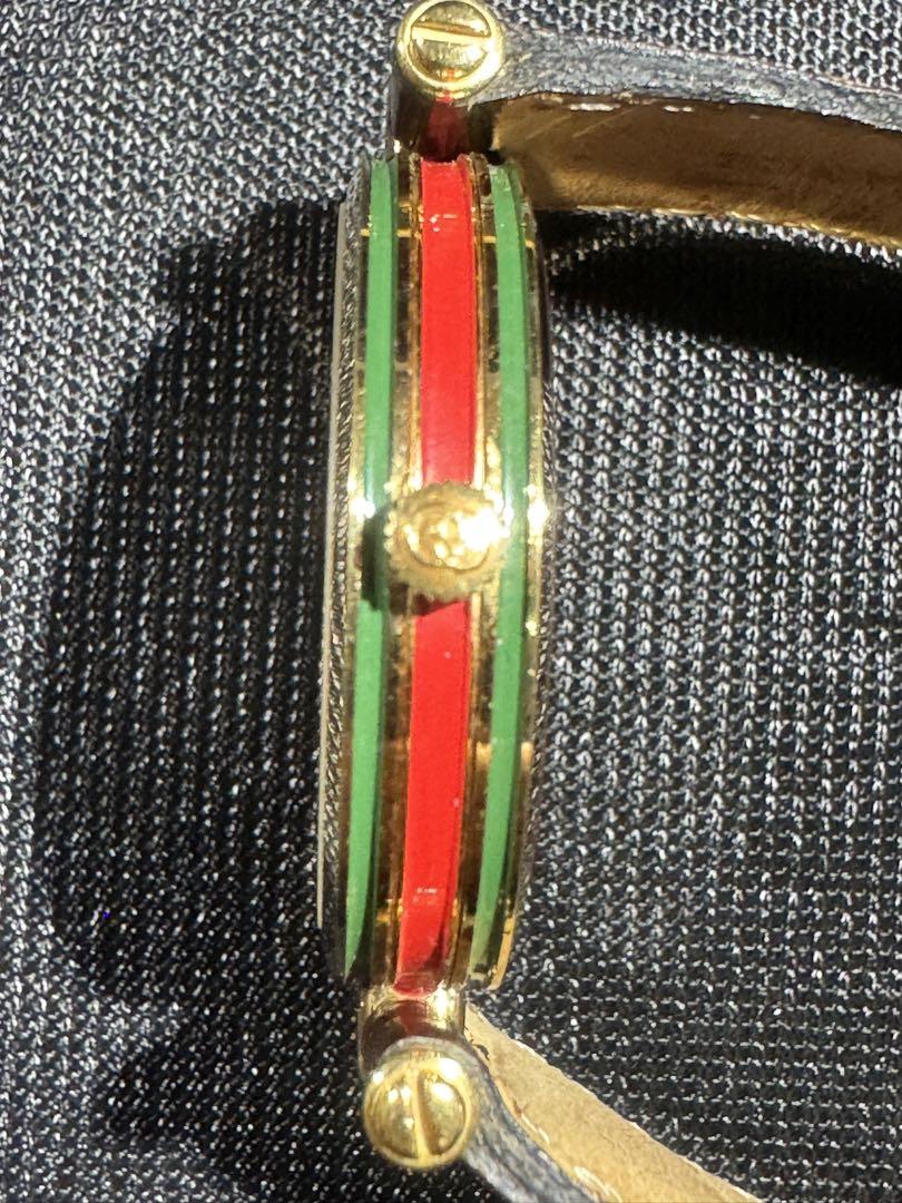GUCCI シェリーラインメンズ腕時計