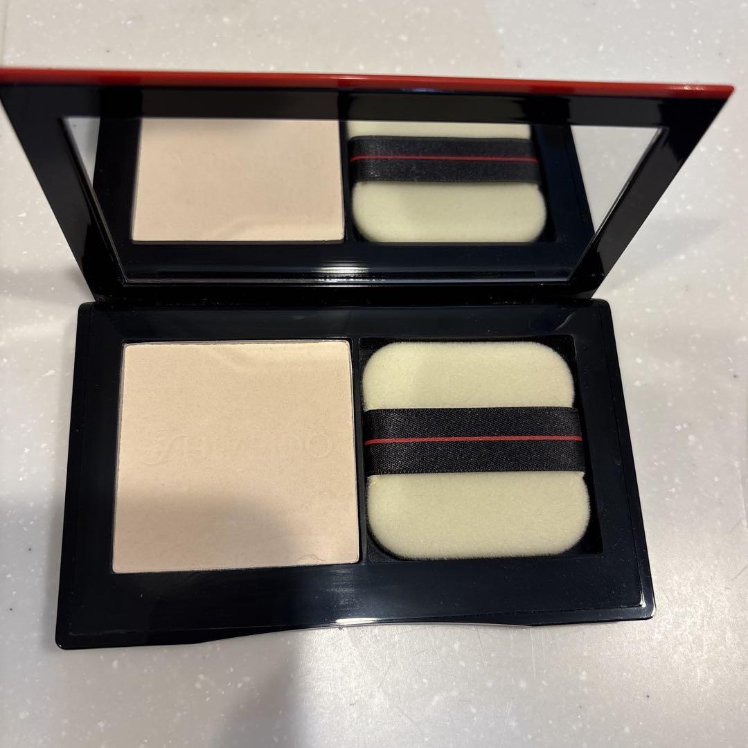 Shiseido 資生堂　シンクロスキン　インビジブル　シルク　プレストパウダー