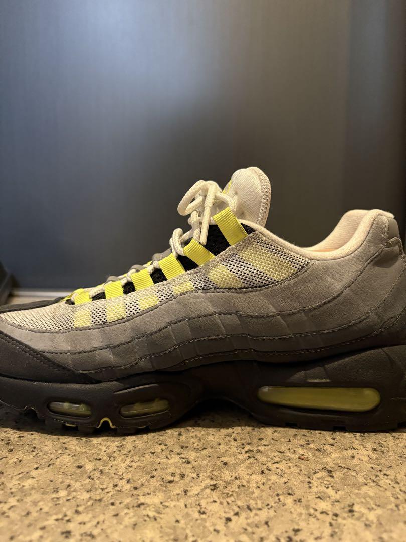 NIKE エアマックス95 2020 ネオン イエローグラデ