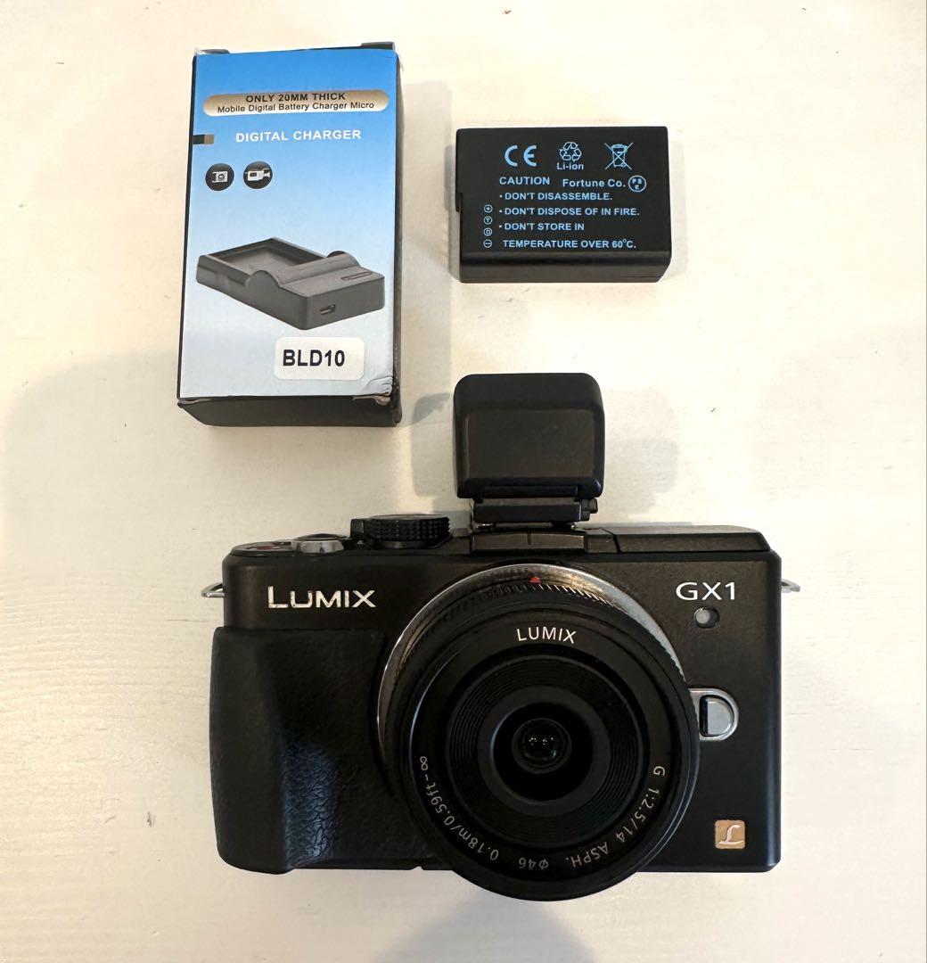お買得　ミラーレスLUMIX GX1