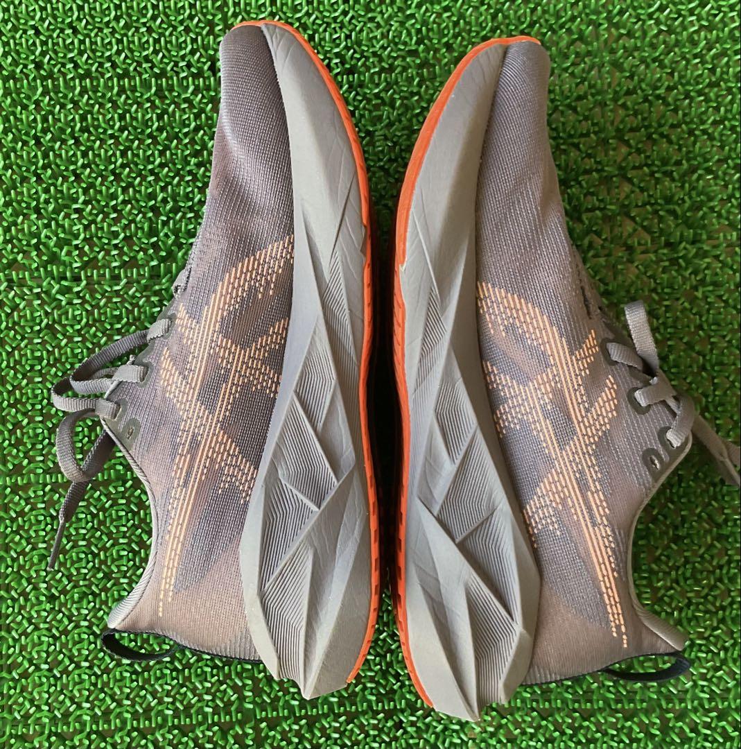 アシックス asics ノヴァブラスト5 NOVABLAST5