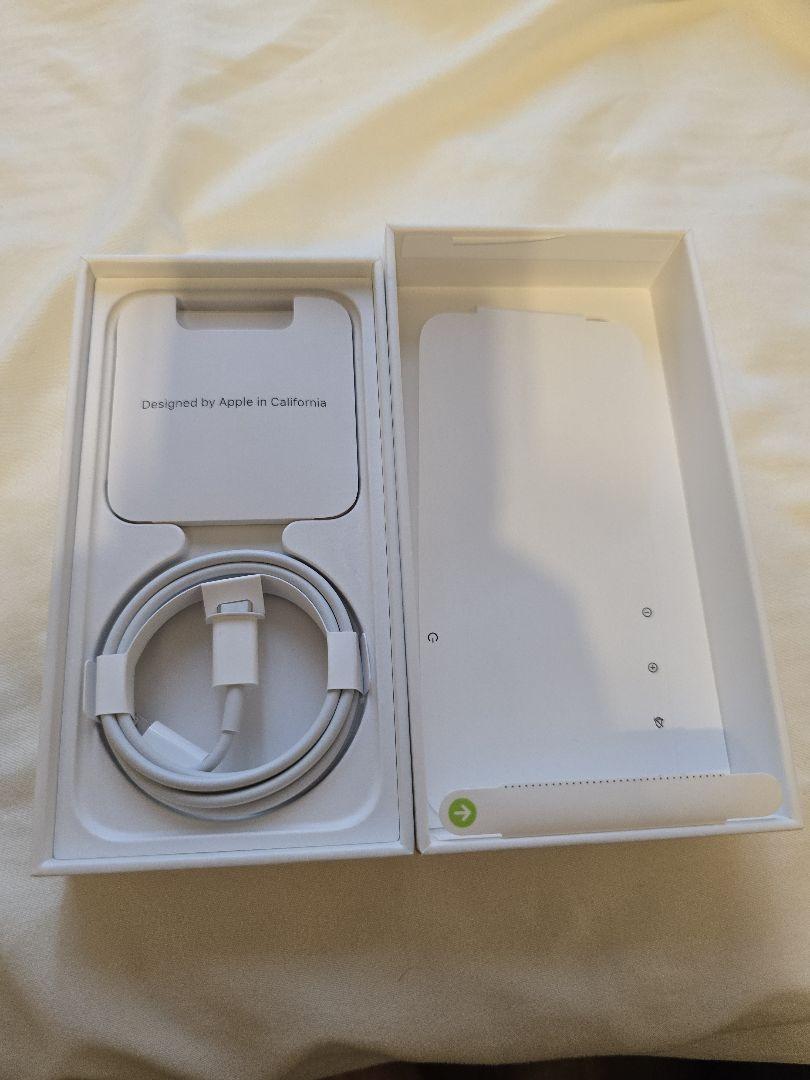 Ariaka様iPhone13mini 128GB スターライト