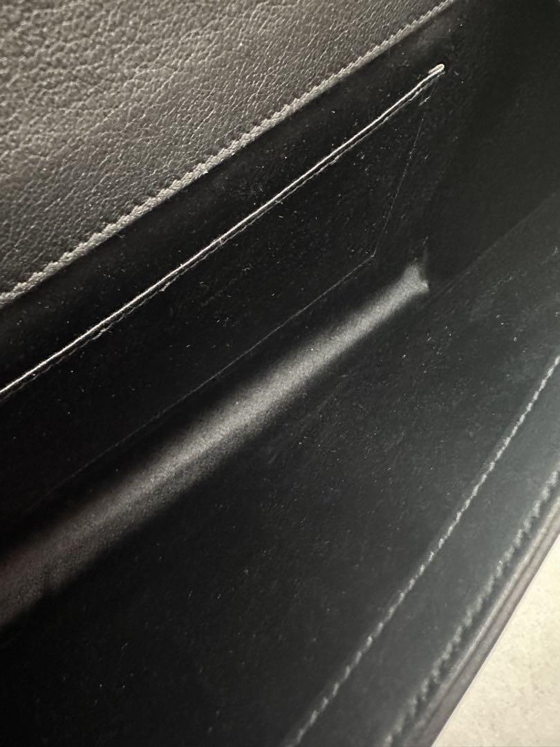 【極美品】イヴ・サンローラン クラッチバックSAINT LAURENT デカロゴ