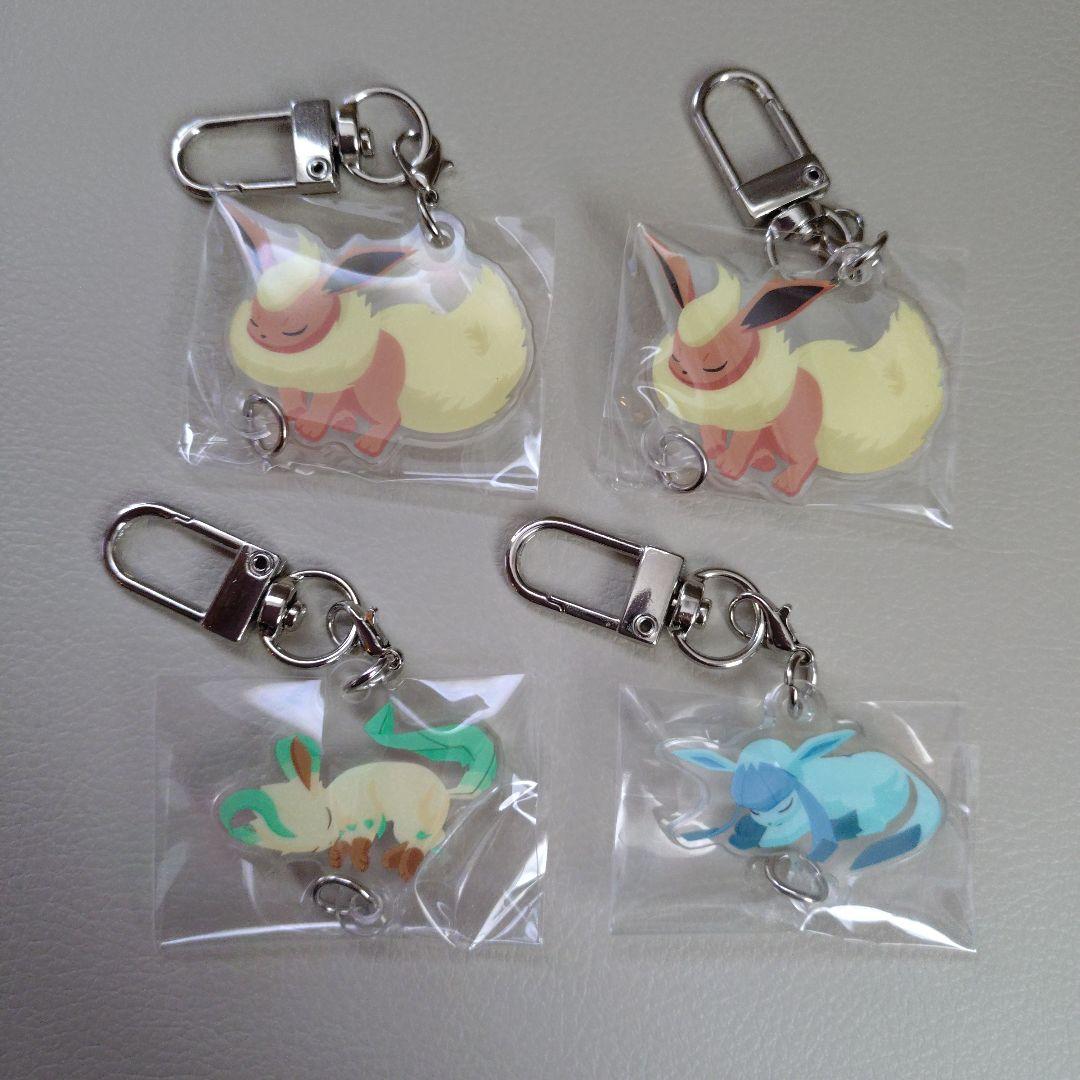 【もかな】リーフィア グレイシア アクリルチャーム ポケモンスリープ つながるアクリルチャーム ブースター