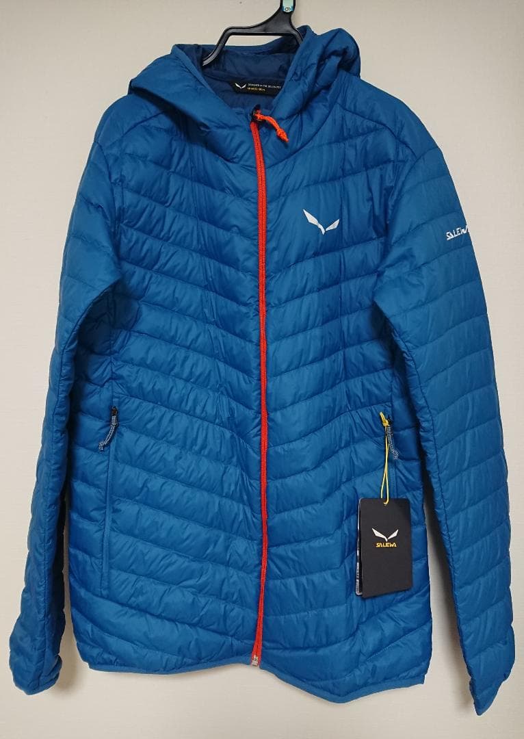 ダウンジャケット