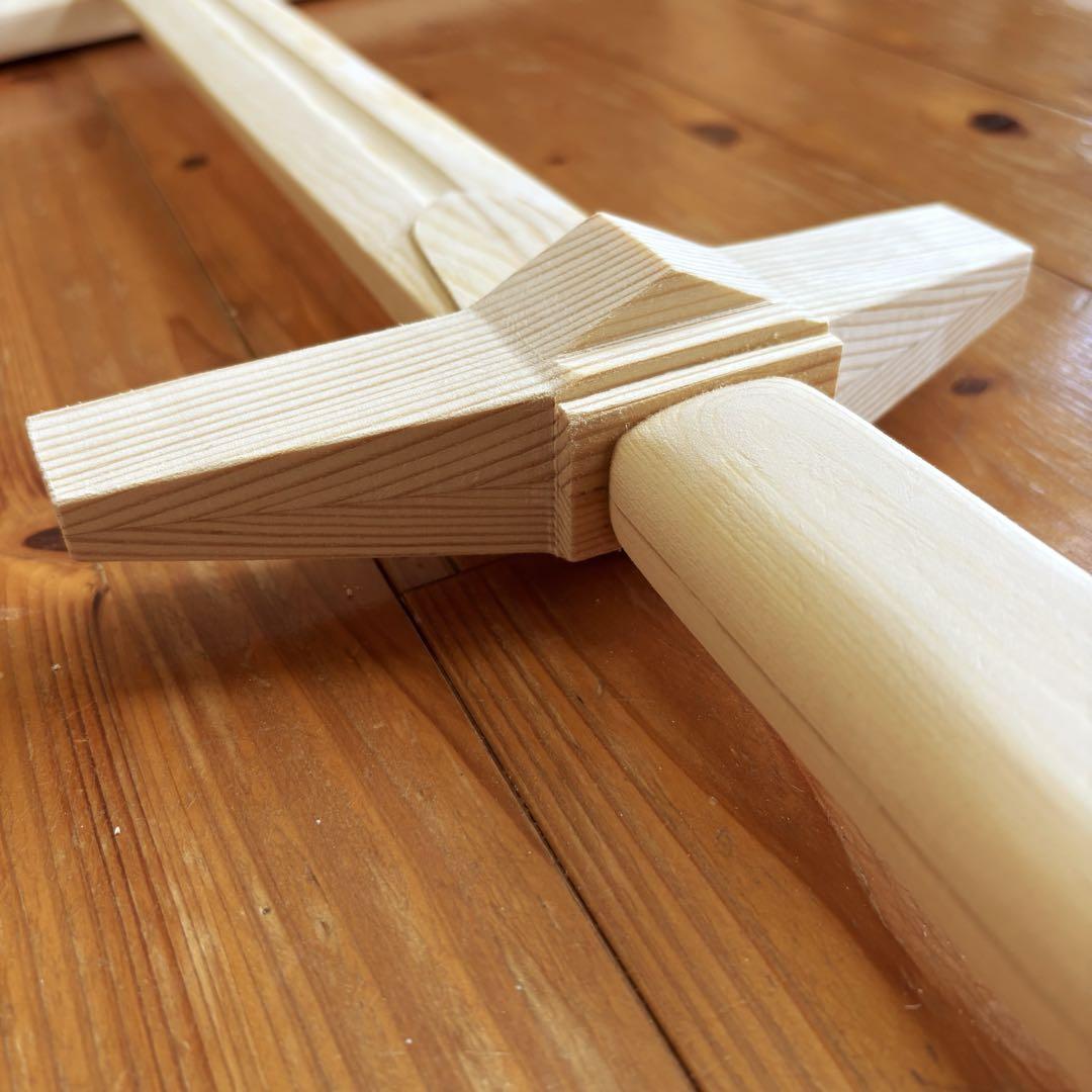 剣聖の木の聖剣 (木剣 剣 木刀 wood sword) - メルカリ