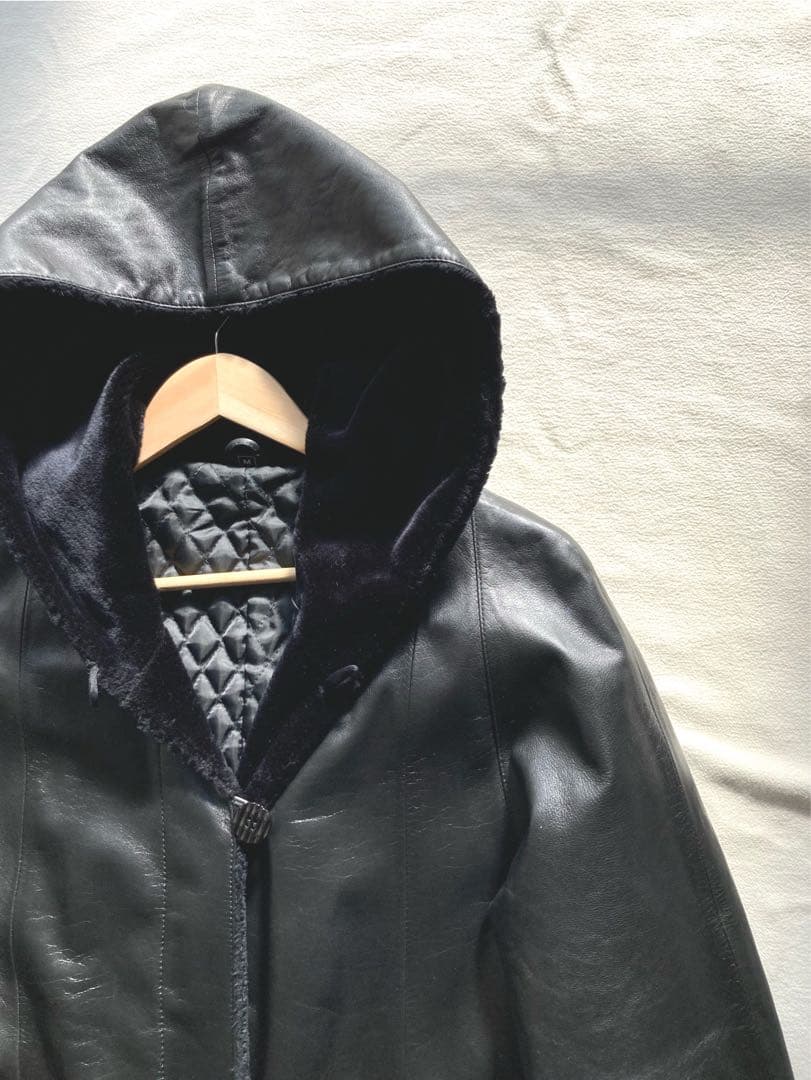 Partina ラムレザー ファー付ロングコート ブラック サイズM 美品 羊革 Partina ラムレザー ファー付ロングコート ブラック サイズM 美品 羊革