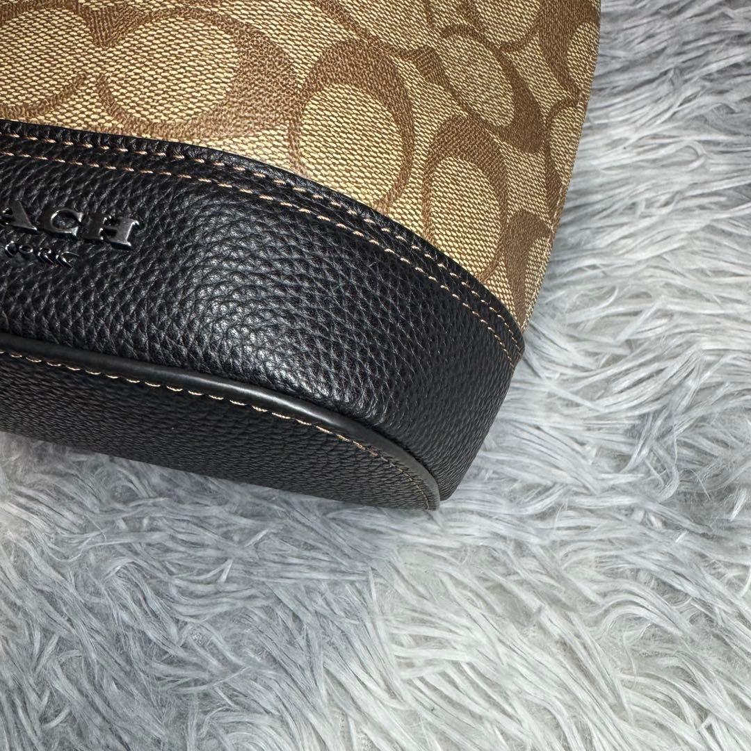 美品 コーチ ショルダーバッグ ボディバッグ クロスボディ 斜め掛け メンズ 美品 コーチ ショルダーバッグ ボディバッグ クロスボディ 斜め掛け メンズ