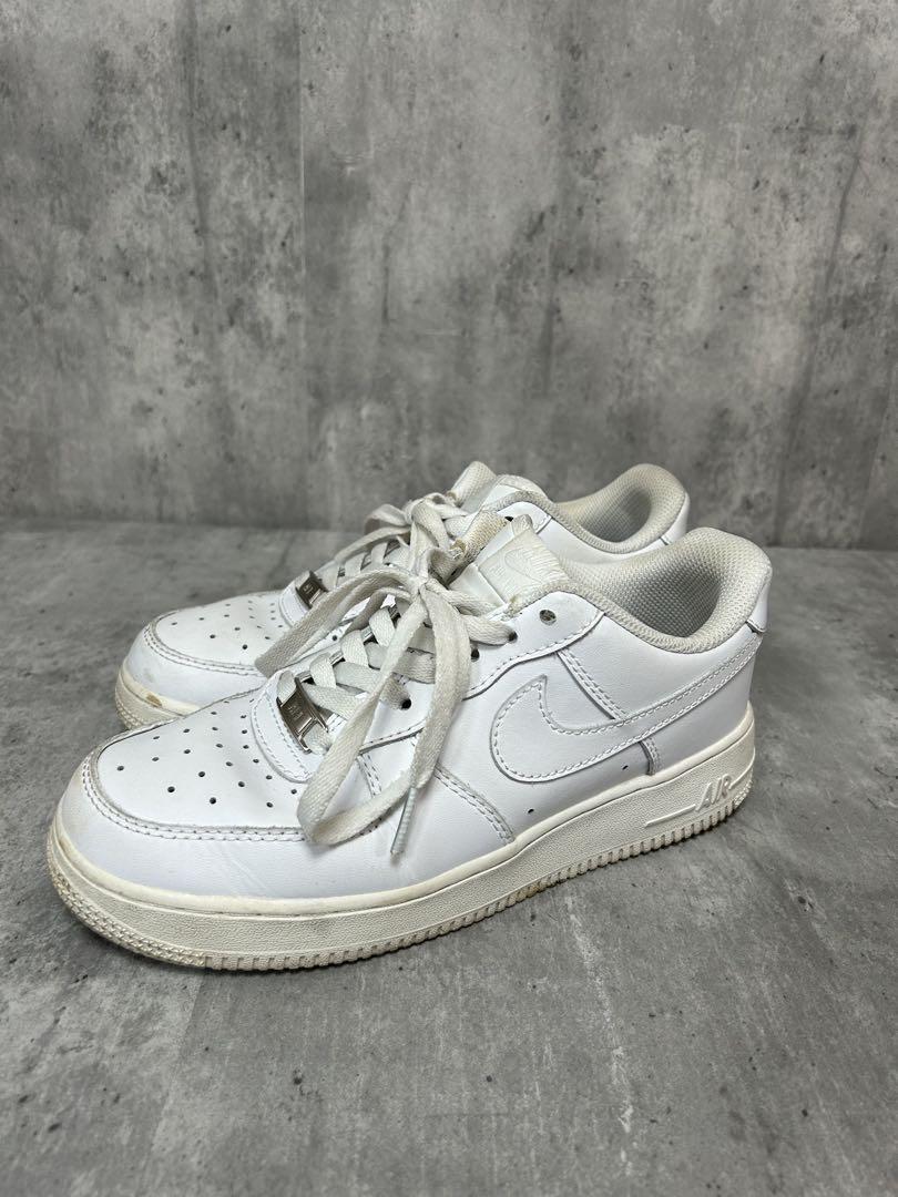 NIKE ナイキ　AIR FORCE 1 エアフォース　LOW 07 スニーカー