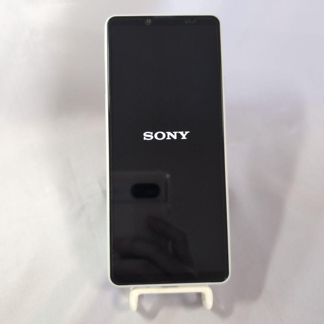 SONY Xperia so-52b docomo ホワイト スマートフォン本体