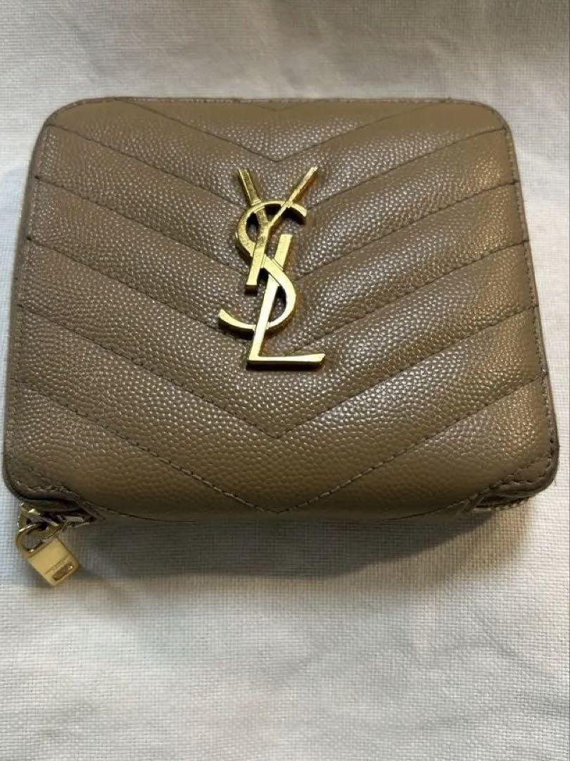 SAINT LAURENT ベージュ　二つ折り財布