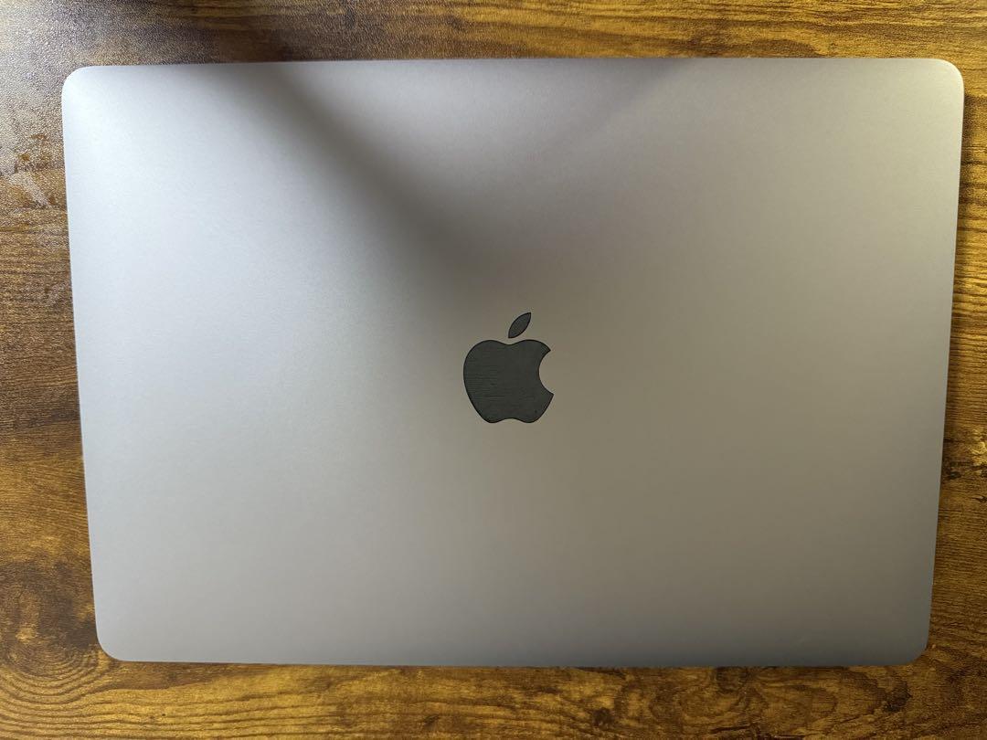 MacBook本体 Apple MacBook Air MGN63J/A